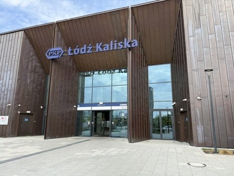 Eingang Bahnhof Łódź-Kaliska